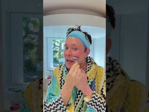 Unlock Radiant Skin: Dimitri's Tips with Luminous Facial Oil & Cryo Roller