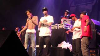 Wiz Khalifa- "Roll Up", "Up", "Top Floor" (LIVE)