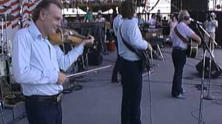 George Jones - Somebody Wants Me Out Of The Way (Live at Farm Aid 1986)