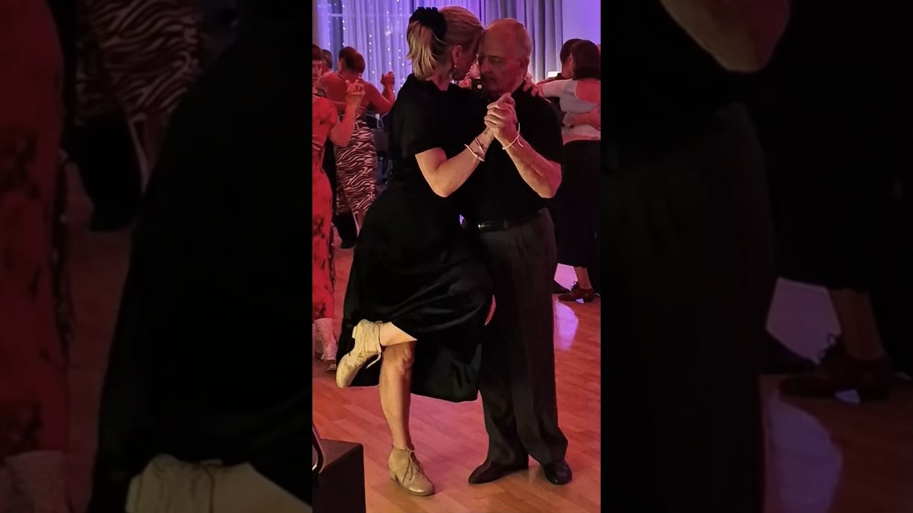Julio Robles - "Los mareados" #tango #love #ballroom #dance
