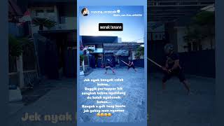 Download lagu carok clurit vs katana #carok #samurai #selfdefencetechniques  #sparring #katana #sword #fighting mp3