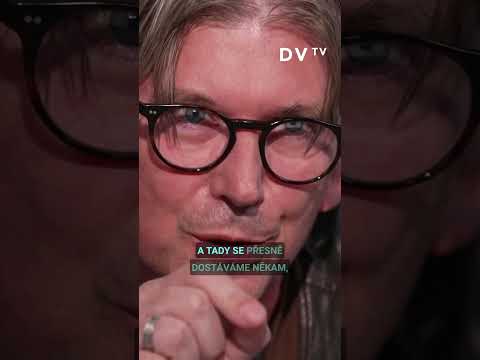 Režisér Jiří Strach se obává klece korektnosti a návratu do 50. let #shorts