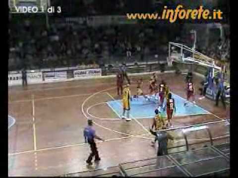 Vigevano - Pavia 65-64 (video 1 di 3)