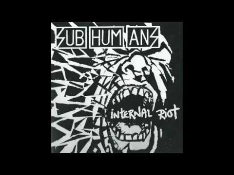 subhumans paraziták gitár fül