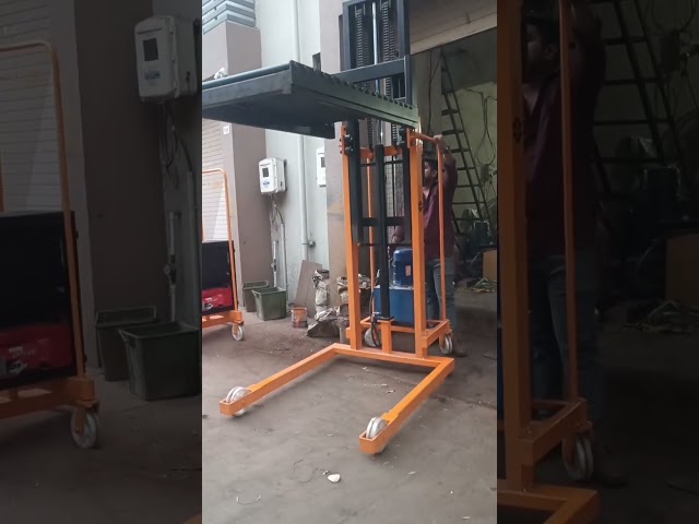 Hydraulic Lift Stackers - Hydraulic Roller Stacker Manufacturer from ...