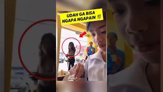 Download lagu While eating, someone with mental disorders took him #shorts #funny #shortvideo mp3