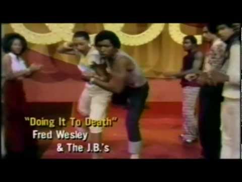 JAMES BROWN & THE J.B.'S - DOING IT TO DEATH.70S SOUL DANCERS