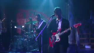 Deerhunter Performs 'Living My Life'