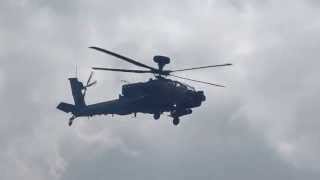preview picture of video 'Apache Helicopter Display. Panasonic FZ200.'