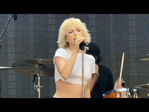 Paramore - Decode (Live at The Eras Tour London Night 6)