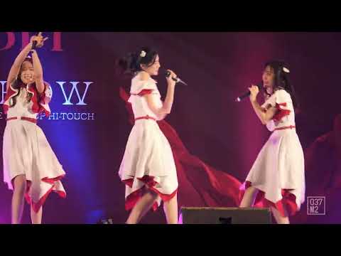 220313 BNK48 Eve - โดดดิด่ง @ BNK48 First Rabbit Roadshow Mini Concert [FanCam 4K 60p]