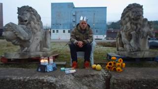 Aluminum Crown (guitar by Chance Thrash)