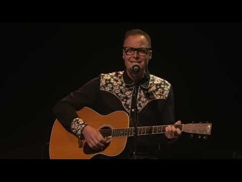 M-Clan - Filosofía barata (Directo, En Petit Comité)