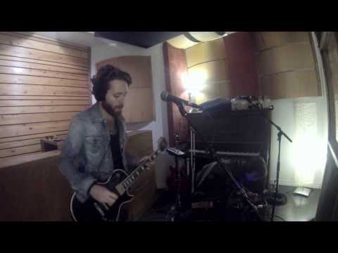 Gloryhound - Keep A Light On You