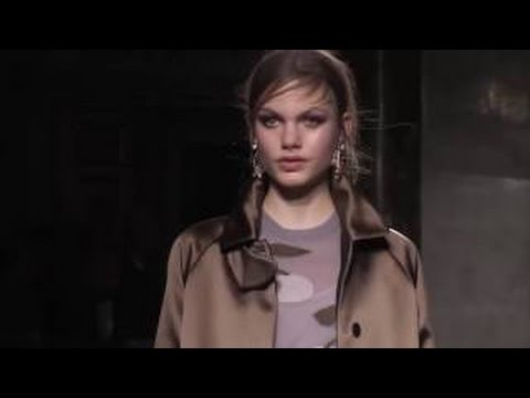 Les Copains Fall Winter 2016/2017 Milan Fashion Week