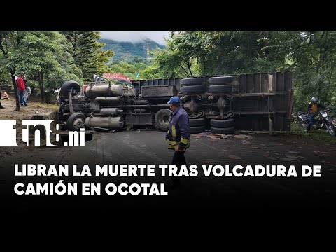 Camión de carga pesada se vuelca en carretera hacia Ocotal, Nueva Segovia