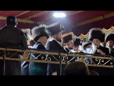 Skver BP Rebbe Blessing The Crowd At his son's chupa