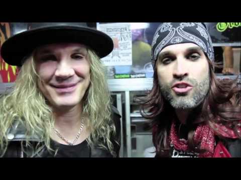 download lagu mp3 mp4 Steel Panther Real, download lagu Steel Panther Real gratis, unduh video klip Steel Panther Real