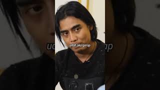 Download lagu The song 'Green Leaves' was composed by Charly mp3