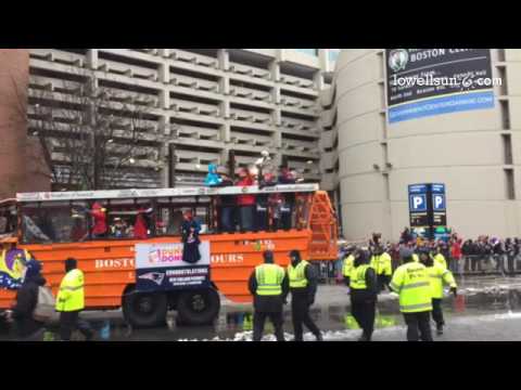 Patriots rolling rally through the streets of Boston celebrating Super Bowl victory @lowellsunnews