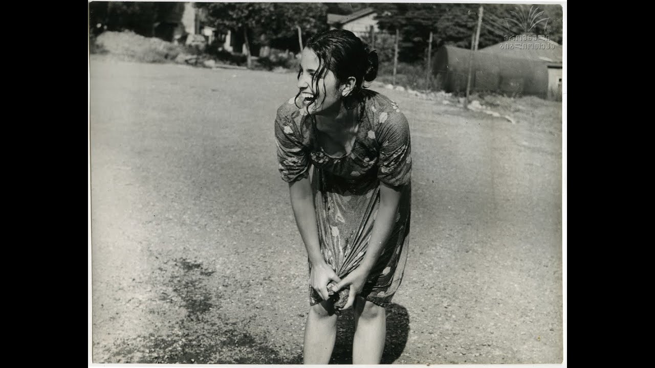 უდედმამო ბავშვთა სკოლა-ინტერნატი — Official Trailer