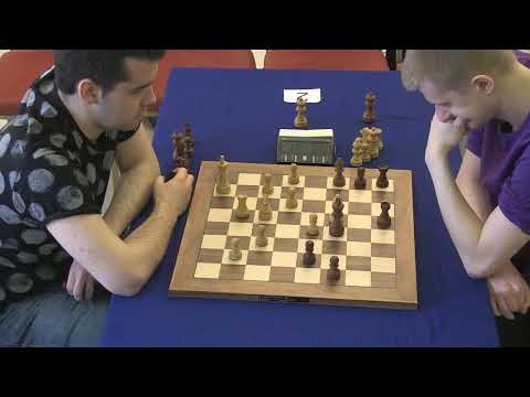 2015-04-05 R08 Nepomniachtchi - Bogdanovich Chess History.