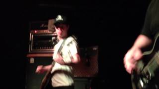 Everybody&#39;s Getting Hooked Up - Gob