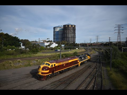 42101( Streamliner) & X54 light engine movement