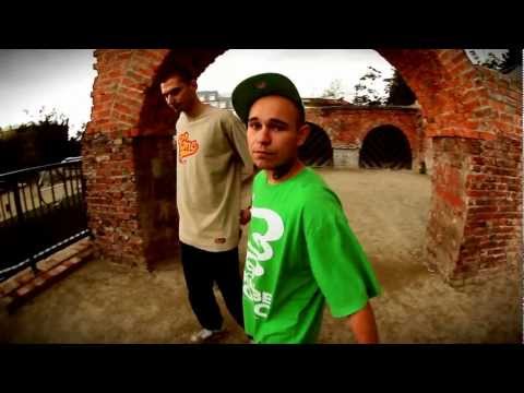 Maskot & Yankes - To samo (2012) Official Music Video