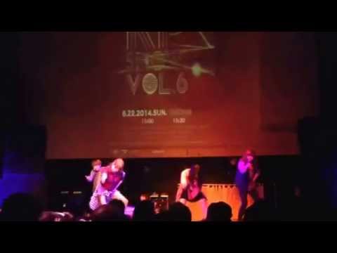 140622 KPSHOW vol.6 f(x) intro + La cha ta from BANG!!