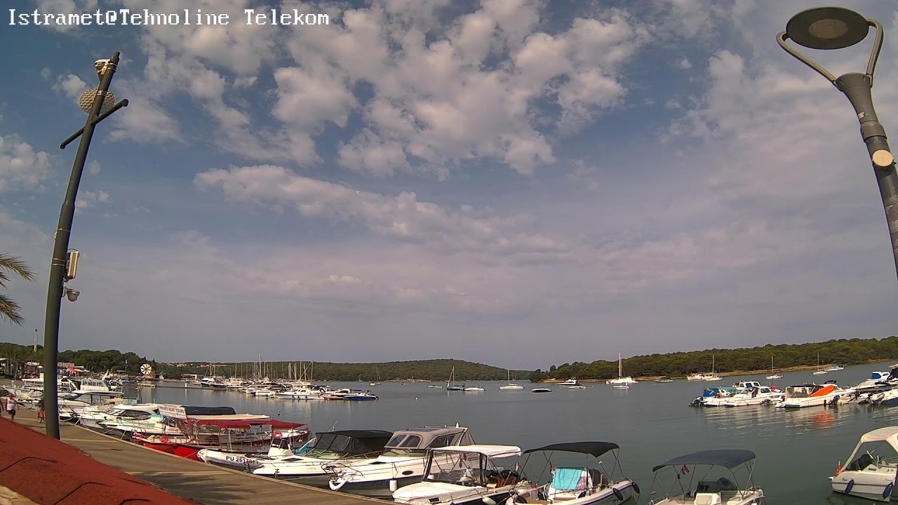 Live webcam view of Puerto Deportivo y Bahía de Medulin