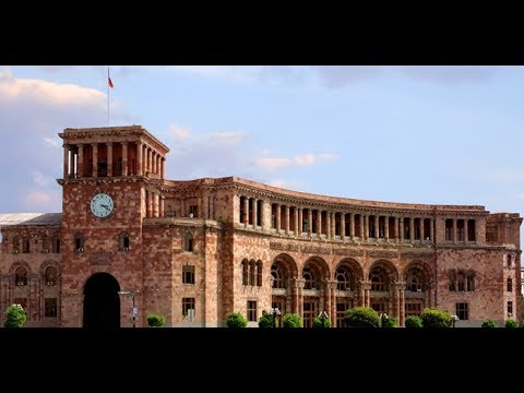 Ռուստամ Բադասյանի և Լենա Նանուշյանի մամուլի ասուլիսը