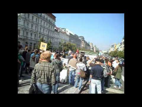 The Paid - ThE Paid - Live at Vaclavskem Namesti v Praze (2010)