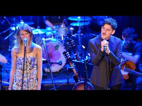 Julia Pietrucha i Dawid Podsiadło  - We care so much