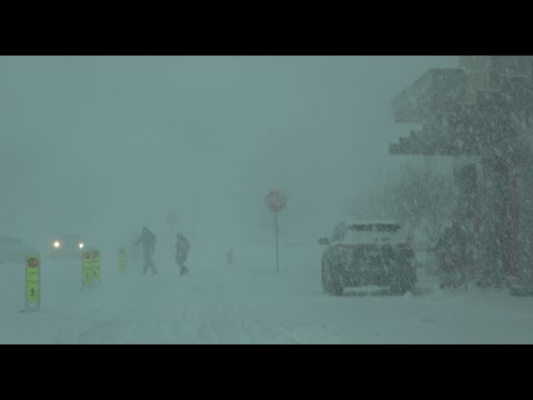 Heavy snow creates travel nightmare in Twin Cities - January 3, 2023