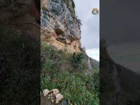 Mausoleums Revash - Izi Perú