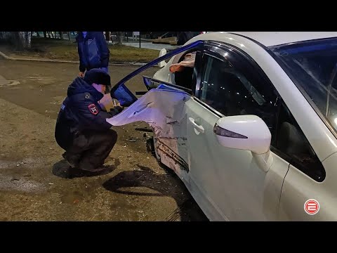 «Японку» пришлось вскрывать. В Ревде «Хонда» не уступила дорогу и получила в бок от «Лады»