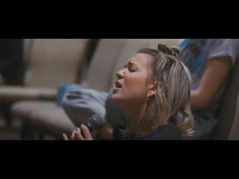 To The One // Who is like the Lord (No One Like You) | Soaking Worship | UPPERROOM Monday Prayer