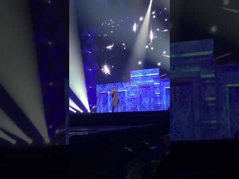180303 Exo ElyXion in Singapore - Chanyeol Rap Solo (Hand)