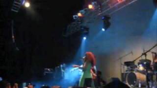 Alguien como tú - Chocquibtown en Vivo