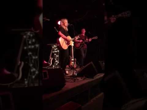 Lesley Pike - 'My Backseat' Live at the Piston