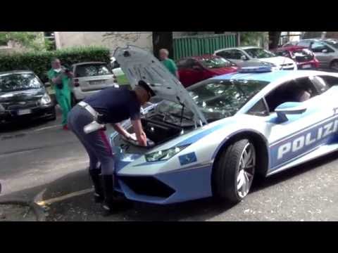 Lamborghini Huracan Polizia in azione nel trasportio di organi