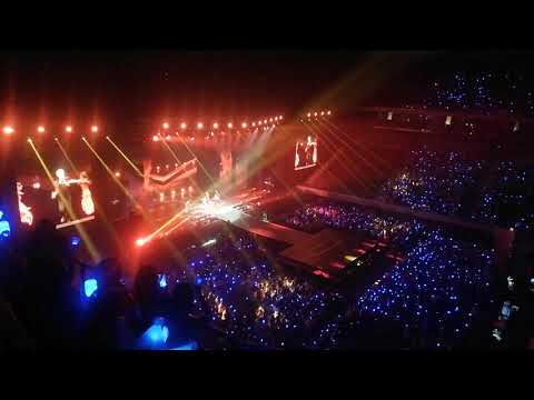 WINNER Hoony Solo Performance Flamingo