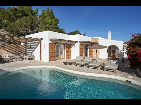 ¡SOLD! Renovated authentic finca for sale with amazing sea views between Es Cubells and San Jose