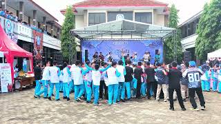 Download lagu Biru Langit band   Midua cinta   live at Gelora Gema vol 3 SMKN 1 Banjar mp3