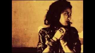 Hindi Zahra - Wait In Vain (Session à OUI FM)