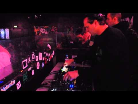 Dj Buzz Fuzz - out of space [Live Logo - 30.01.15]