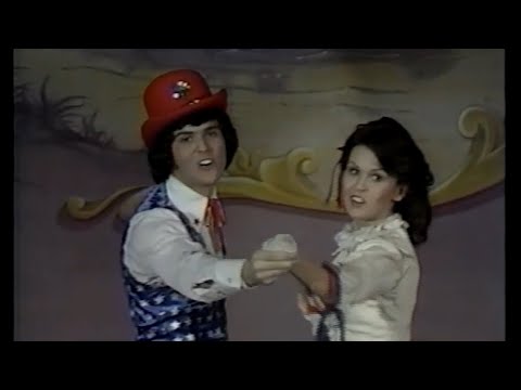 Donny & Marie Osmond - Showboat Ending - 1976 - w/Farrah Fawcett