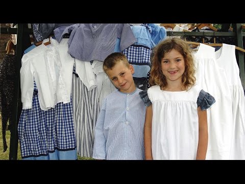 Openluchtmuseum De Duinhuisjes 2 - kindermiddag  met Oudhollandse spelletjes / Rockanje 2016
