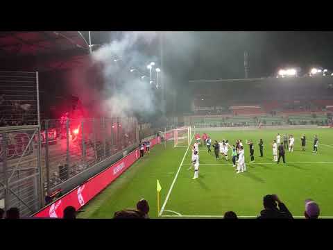 SION-SERVETTE : Arrivée des joueurs vers le parcage